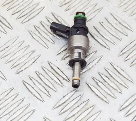 Audi A4 S4 B8 8K Fuel injector 104390520 306E036P