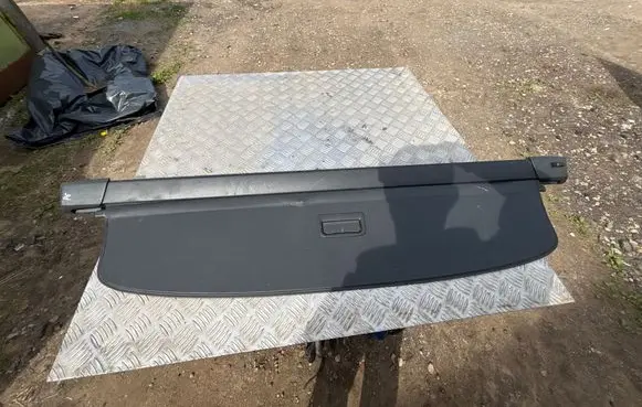 Volkswagen PASSAT B6 Parcel shelf load cover 