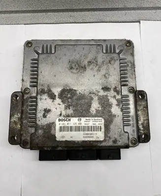 Renault Laguna II Engine control unit/module 0281011325