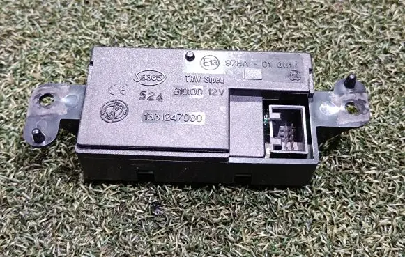 Citroen Jumper Antenna control unit 1331247080