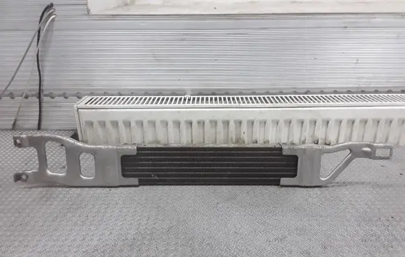 Mercedes-Benz A W169 Gearbox / Transmission oil cooler A1695000200