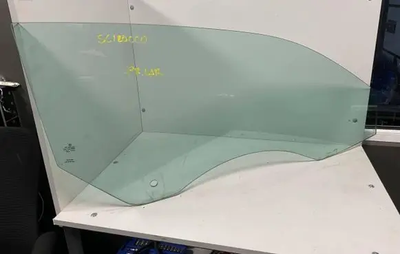 Volkswagen Scirocco Front door window/glass (coupe) 1K8845202 E000191 43R000017