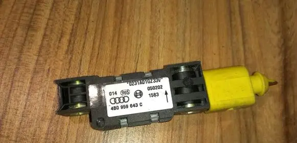 Audi A4 S4 B6 8E 8H Airbag deployment crash/impact sensor 4B0959643C