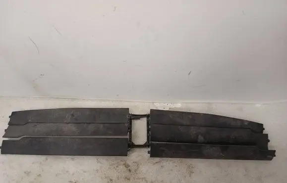 Porsche Macan (95B) Radiator trim 95B121607 95b121618 95b121608