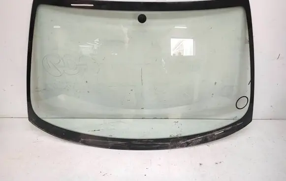 BMW 3 E46 Front windscreen/windshield window 43r001047