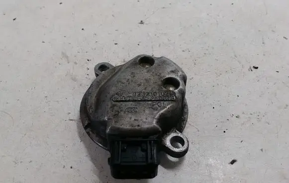 Audi A6 S6 C5 4B Camshaft position sensor 058905161B 0232101024