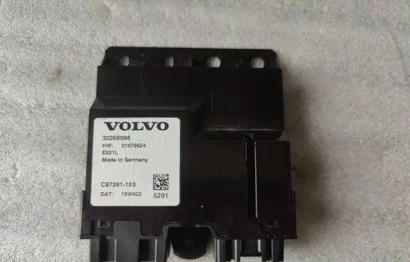 Volvo V60 Tailgate/trunk control unit/module 32256098 C87261103 31676624