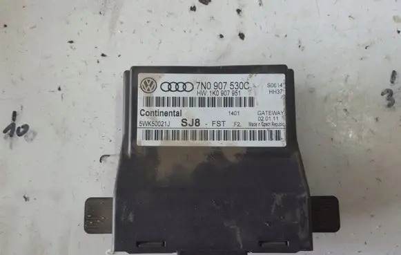 Volkswagen Jetta VI Gateway control module 7N0907530C