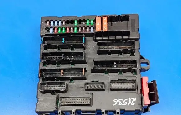 Cadillac BLS Fuse box set 12766739
