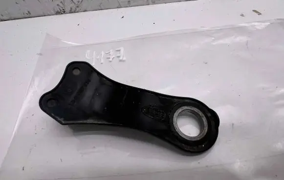 Headlight/headlamp mounting bracket
