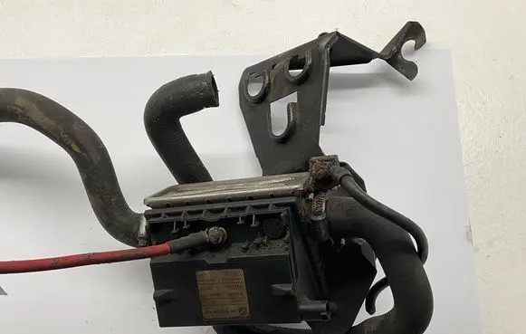 BMW 3 E46 Coolant heater 64126918806 02T248 2400301