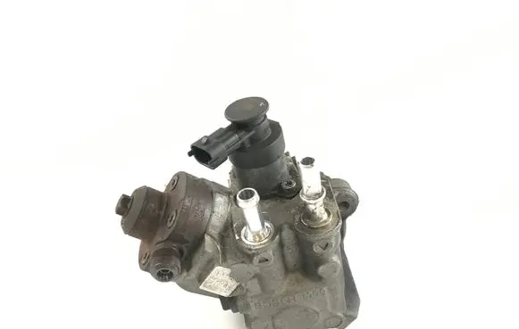 Opel Insignia A Fuel injection high pressure pump 55485045 0445010703 55578342
