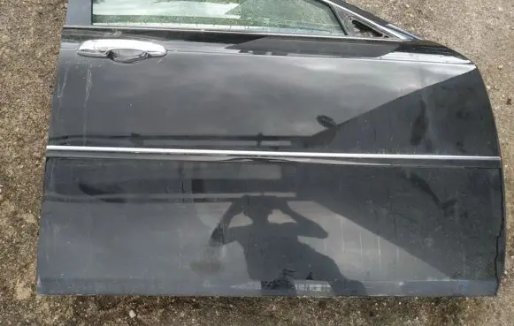 Chrysler 300 - 300C Front door juodos