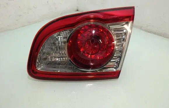 Hyundai Santa Fe Tailgate rear/tail lights 924062B5