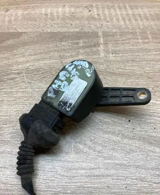 Audi Q7 4L Headlight/headlamp level sensor 8D0941286D 4E0907503C
