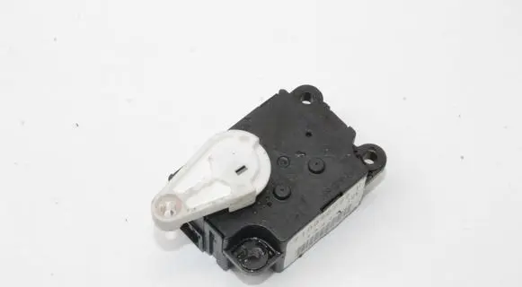 Subaru WRX Air flap motor/actuator T1007072Z