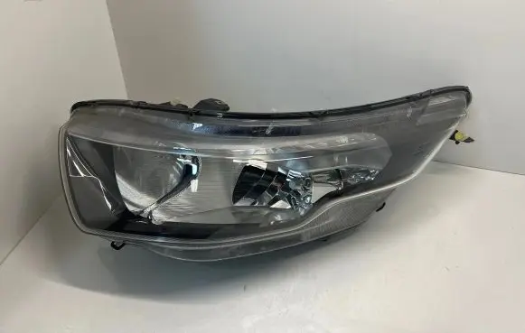 Iveco Daily 6th gen Headlight/headlamp 5801473750