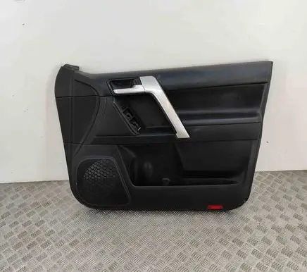 Toyota Land Cruiser (BJ70) Front door card panel trim 676106A440