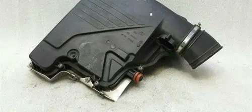 BMW 5 GT F07 Air filter box cover 7577464