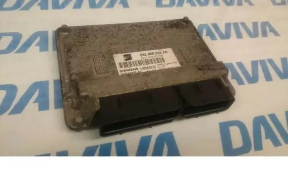 Volkswagen Polo IV 9N3 Engine control unit/module 03E906033AA 5WP44225 5WP4422502