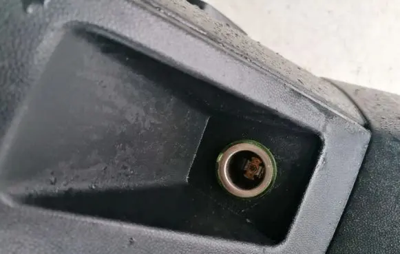 Mazda 5 Cigarette lighter cc2964321