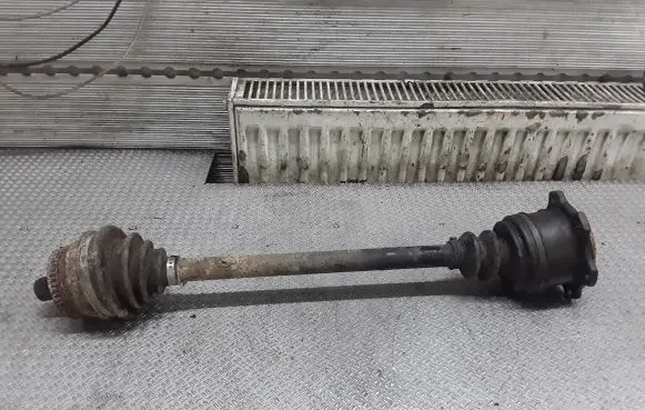 Audi A4 S4 B5 8D Front driveshaft