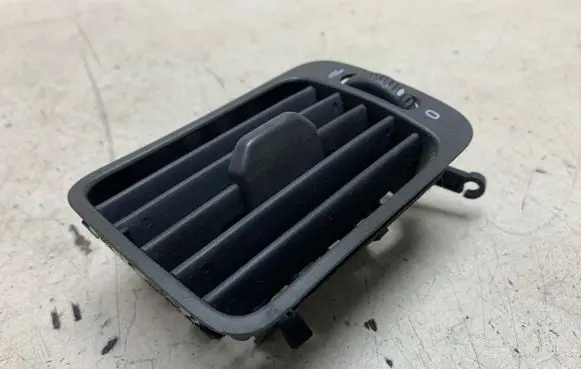 Volvo S80 Dash center air vent grill 13182001