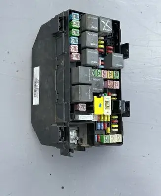 Chrysler Grand Voyager V Fuse box set RTB0CC04E7 56049720AT
