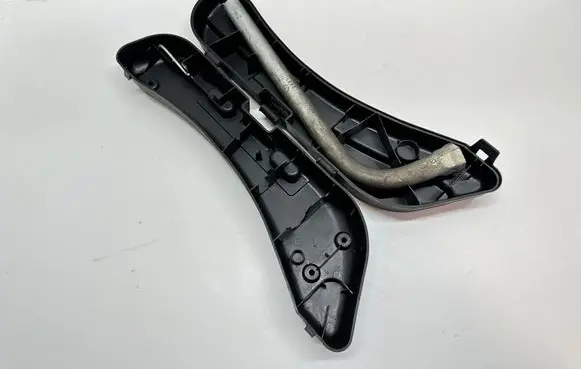 Audi A4 S4 B7 8E 8H Tool box 8E0012109A