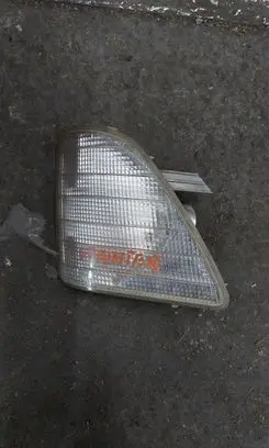 Mercedes-Benz Sprinter W901 W902 W903 W904 Front indicator light 9018200221