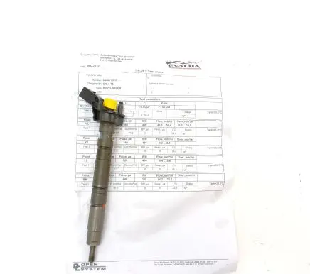 Audi A5 8T 8F Fuel injector 0445116015