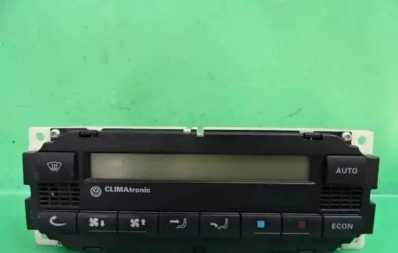 Volkswagen PASSAT B5 Climate control unit