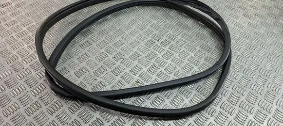 Honda CR-V Front door rubber seal