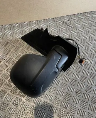 Front door electric wing mirror