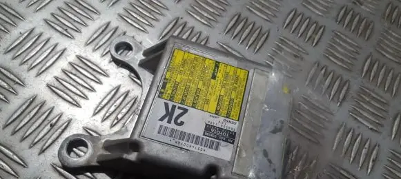 Toyota RAV 4 (XA30) Airbag control unit/module 8917042211