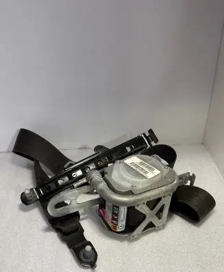 Jeep Grand Cherokee Front seatbelt P5ME37LU5AB T17K11364AYY78