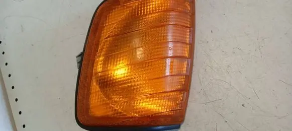 Mercedes-Benz E W124 Front indicator light 42704R6