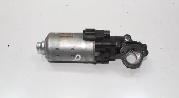Lexus RX 330 - 350 - 400H Seat adjustment motor 8582033020