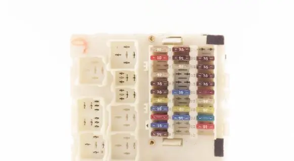 Ford Focus Fuse box set 98AG14A073CG 518239801