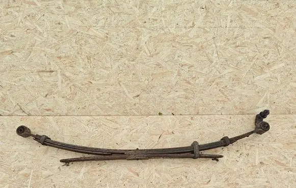 Nissan Navara D40 Rear leaf spring 