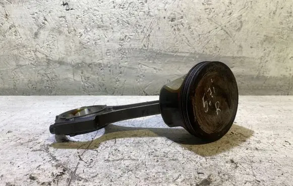 Dodge Challenger Piston with connecting rod