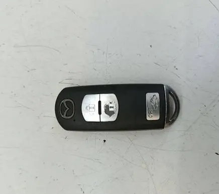 Mazda 3 III Ignition key/card 