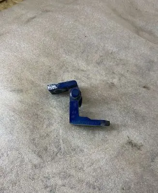 Volkswagen Fox Front door upper hinge 5z0831402