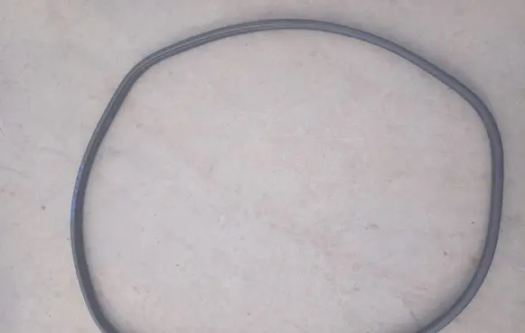 Mazda 3 II Rear door rubber seal (on body) 