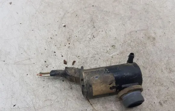 Toyota Corolla E120 E130 Windscreen/windshield washer pump NOCODE