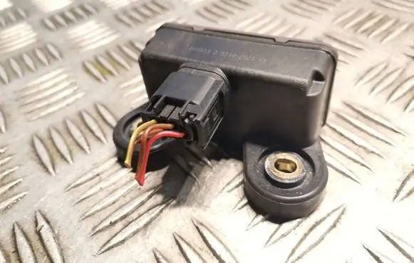 Mercedes-Benz CLK A209 C209 Yaw turn rate sensor 0055422118