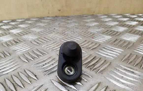 Toyota Avensis Verso Rear door sensor 