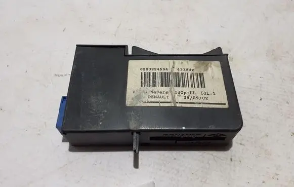 Renault Laguna II Ignition lock 8200224594