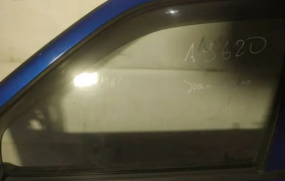 Suzuki Ignis Front door window glass four-door AS2