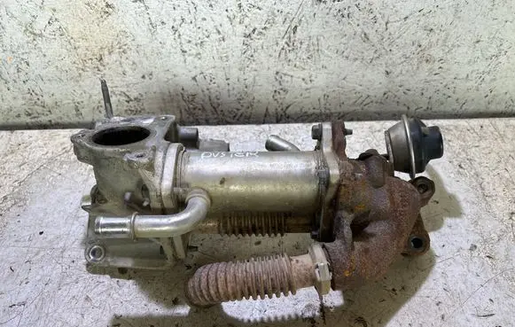 Dacia Duster EGR valve cooler 147356133R